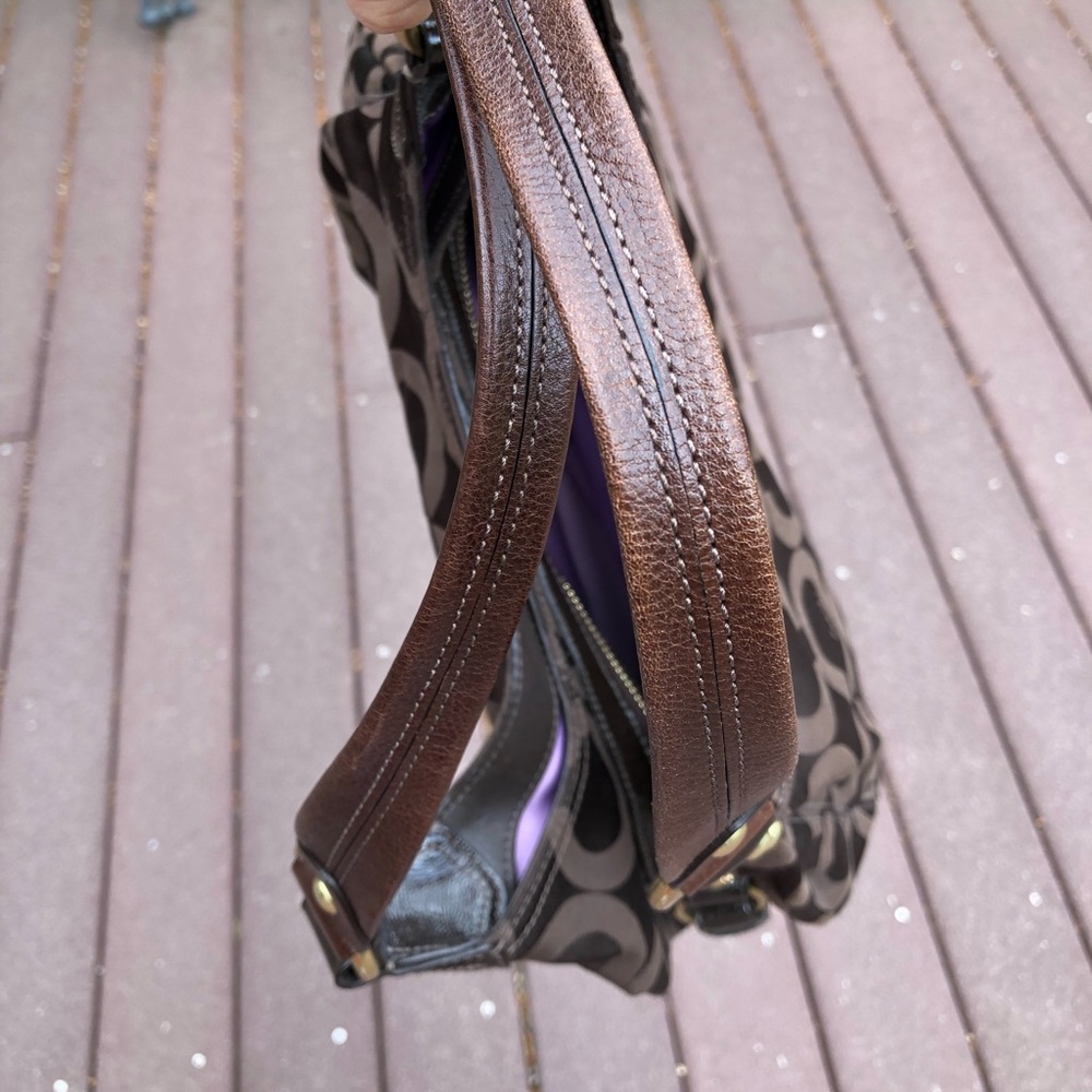 Coach Shoulder Bag, Like New! - Picture 6 of 6